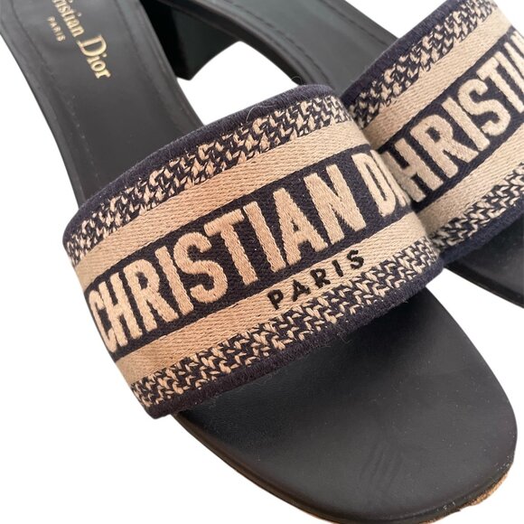 CHRISTIAN DIOR Dway Block Heel Slide Sandals Mules \\ 39 - Picture 5 of 10